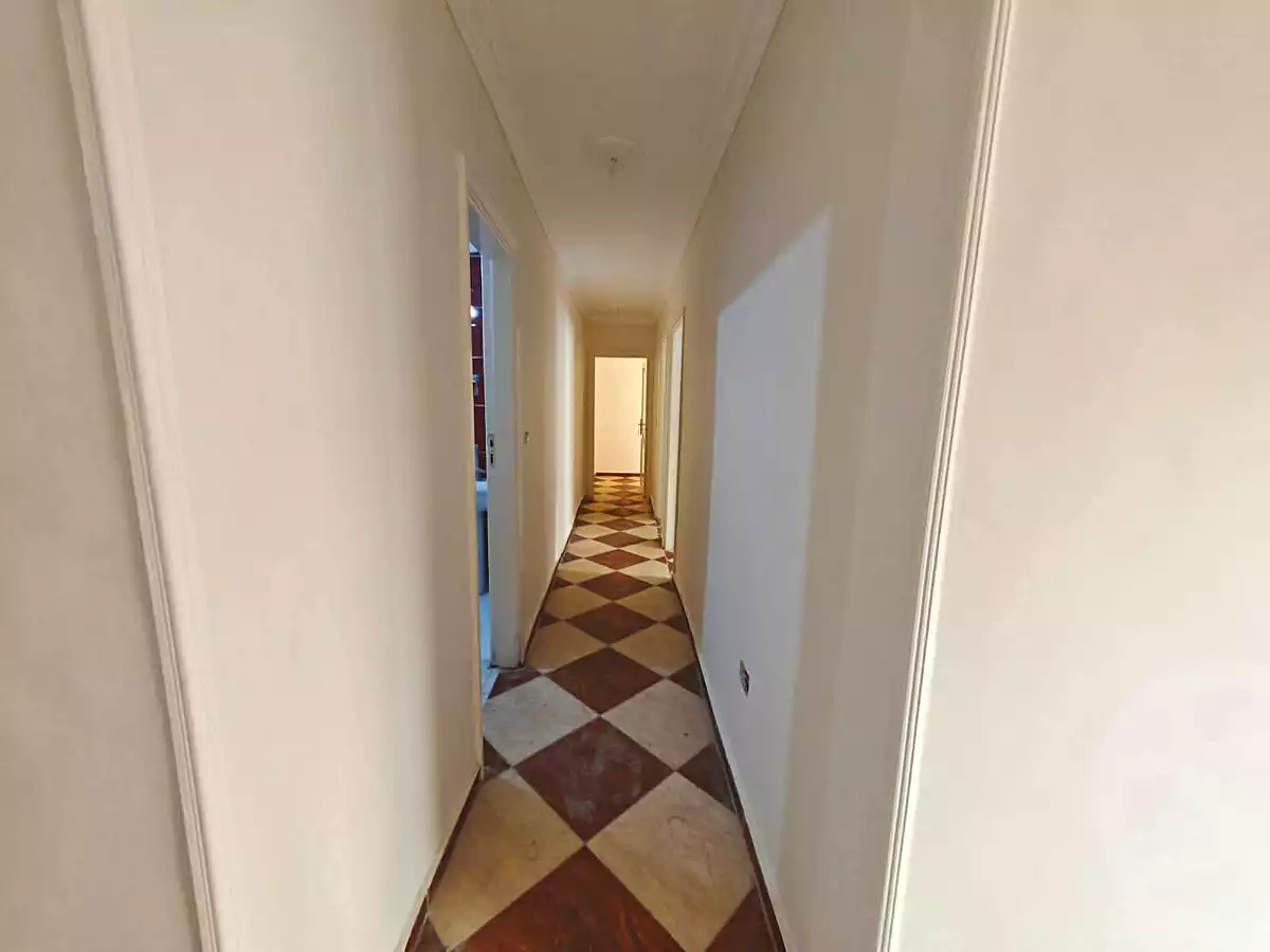 https://aqarmap.com.eg/ar/listing/6925092-for-sale-alexandria-sydy-bshr-tryq-ljysh