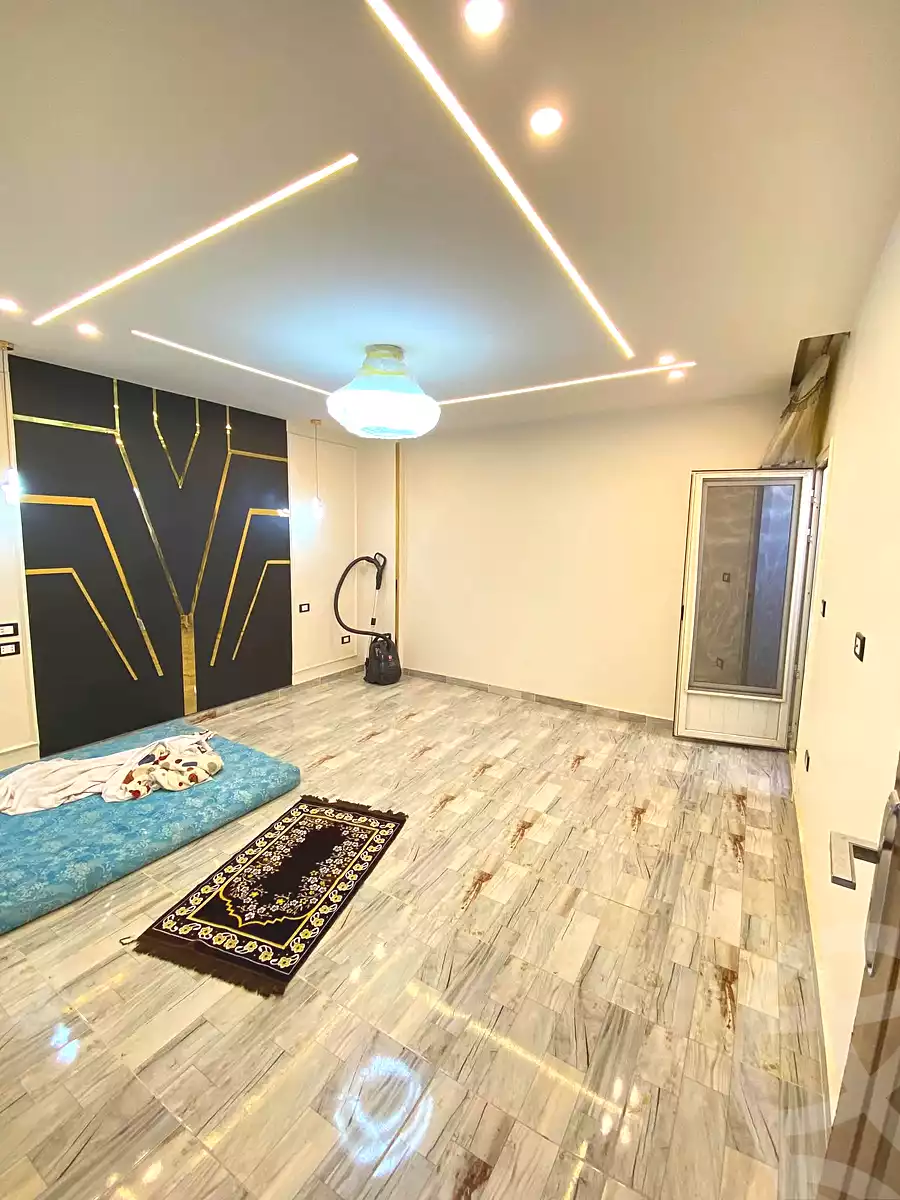 https://aqarmap.com.eg/ar/listing/6925256-for-sale-alexandria-al-agamy-lbytsh-bianchiii