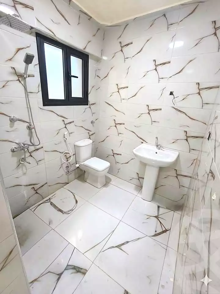 https://aqarmap.com.eg/en/listing/6925592-for-sale-alexandria-lsywf-el-falki