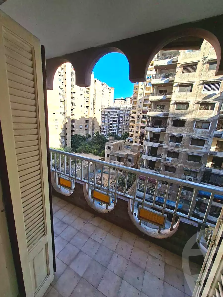 https://aqarmap.com.eg/en/listing/6925635-for-sale-alexandria-el-mandara-shr-jml-bd-lnsr