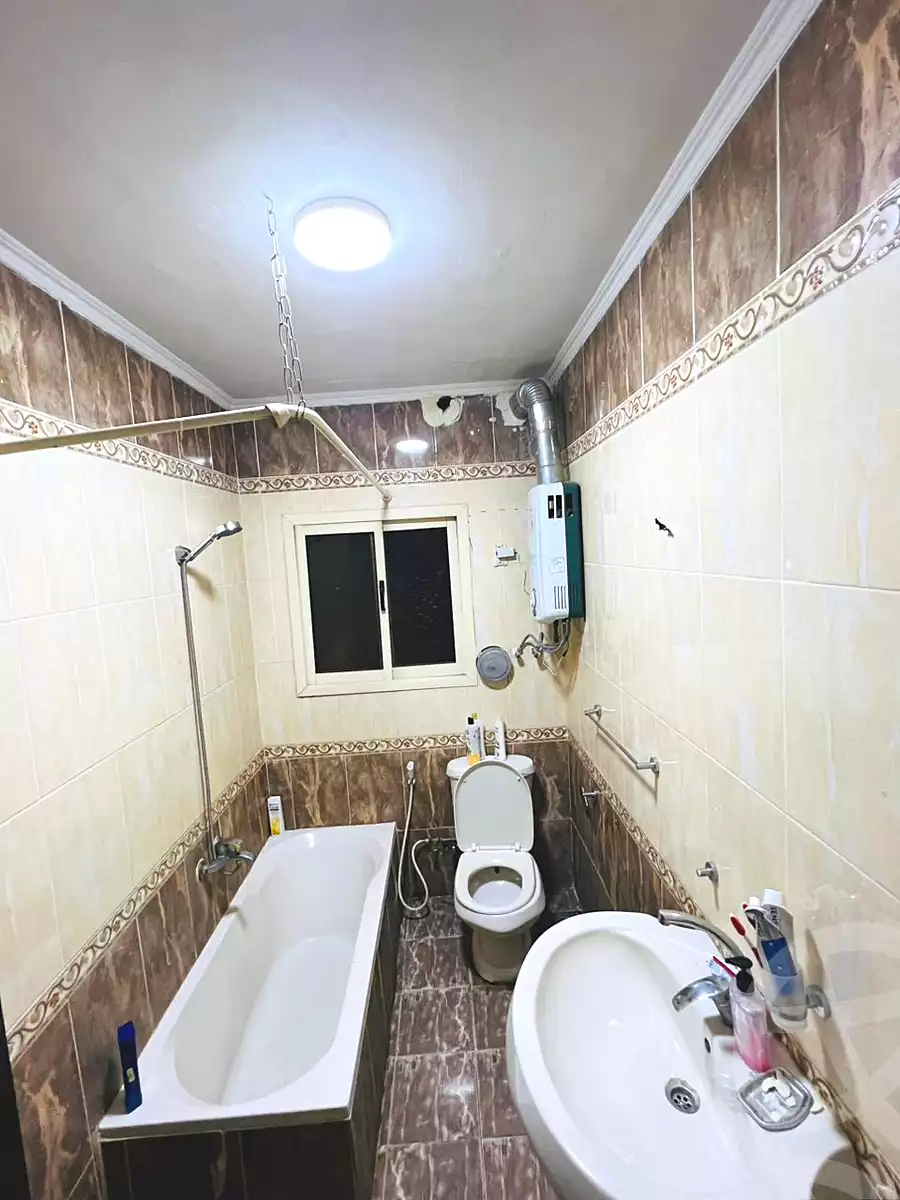 https://aqarmap.com.eg/ar/listing/6926313-for-sale-cairo-mokattam-el-hadabah-el-wosta-6th-zone-salah-eldeen-alayobi-st