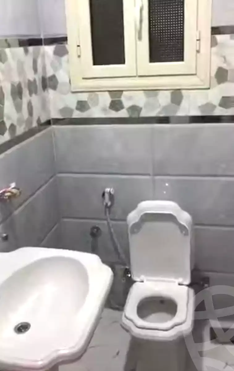 https://aqarmap.com.eg/ar/listing/6926370-for-sale-cairo-ain-shams-ahmed-esmat-st
