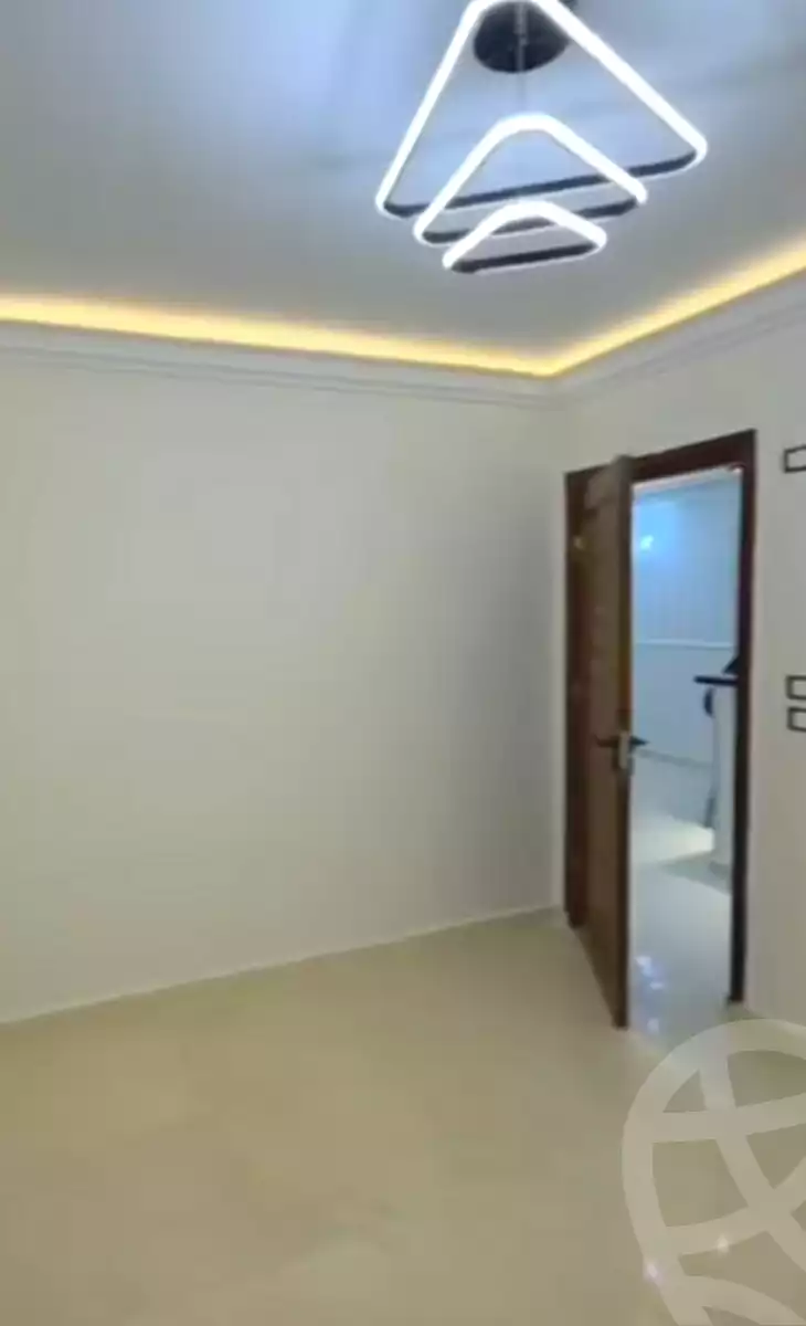 https://aqarmap.com.eg/en/listing/6926386-for-sale-cairo-ain-shams-ahmed-esmat-st