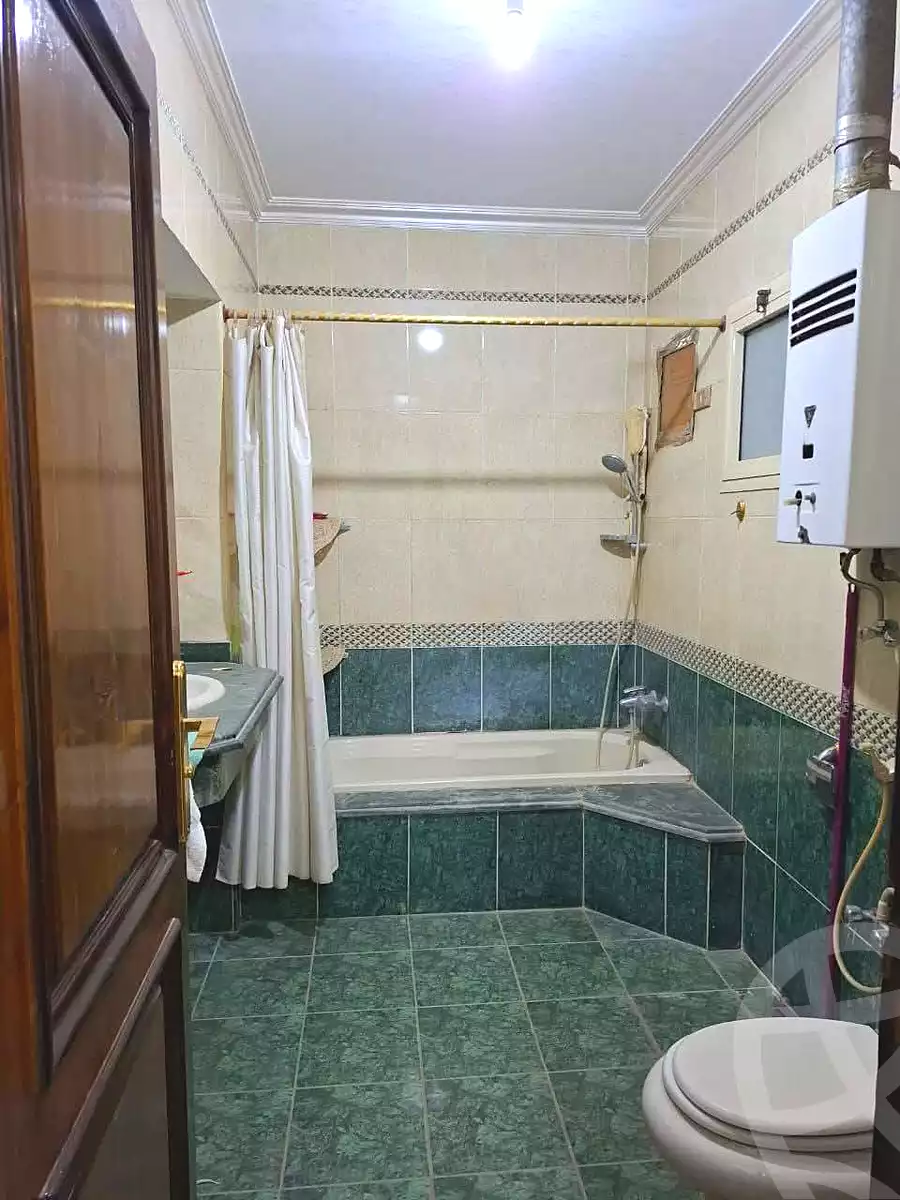 https://aqarmap.com.eg/ar/listing/6926409-for-sale-cairo-helwan-mohamed-sayed-ahmed-st