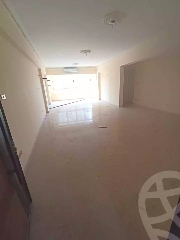 https://aqarmap.com.eg/ar/listing/6926452-for-rent-alexandria-zezenia