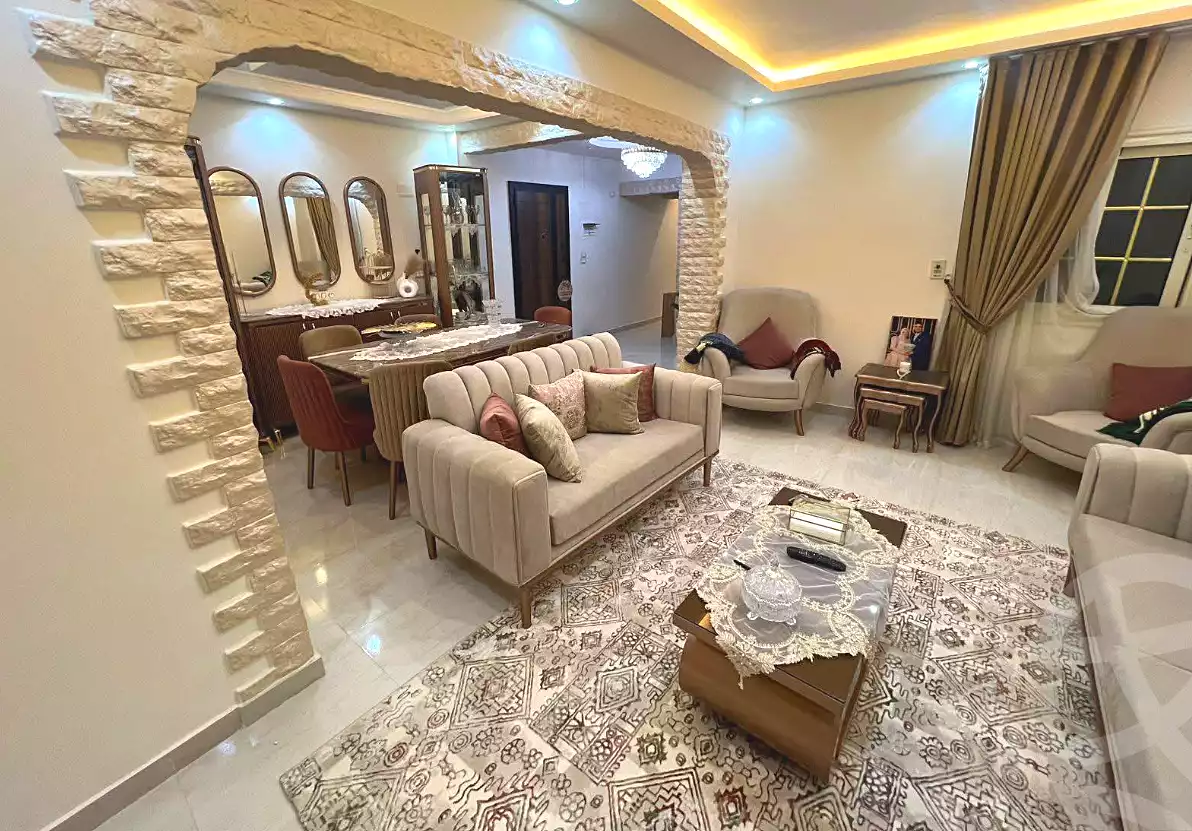 https://aqarmap.com.eg/ar/listing/6926509-for-sale-cairo-ain-shams-jsr-lswys