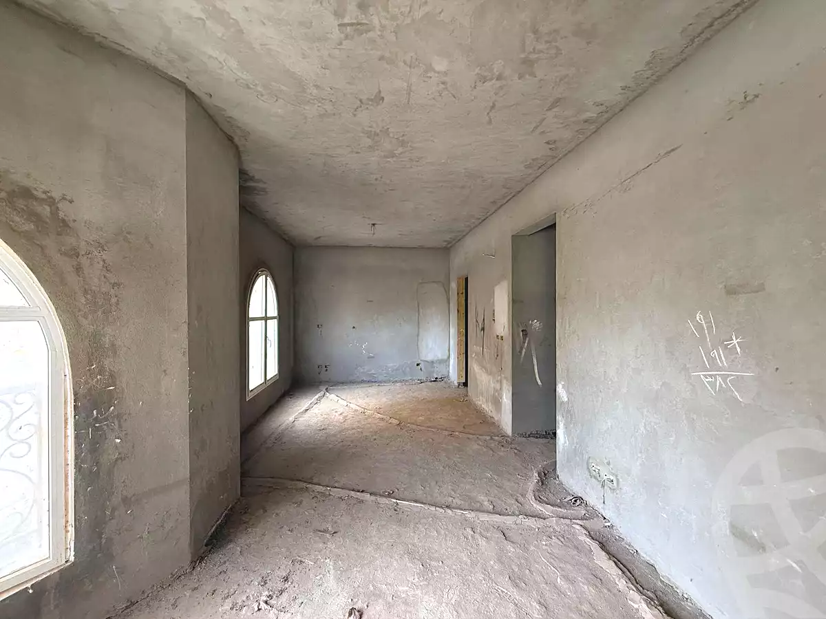 https://aqarmap.com.eg/en/listing/6926978-for-sale-cairo-new-cairo-compounds-hyde-park-centre-ville-hyde-park
