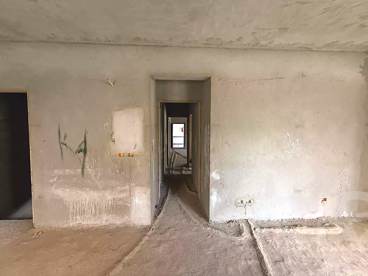 https://aqarmap.com.eg/en/listing/6926978-for-sale-cairo-new-cairo-compounds-hyde-park-centre-ville-hyde-park