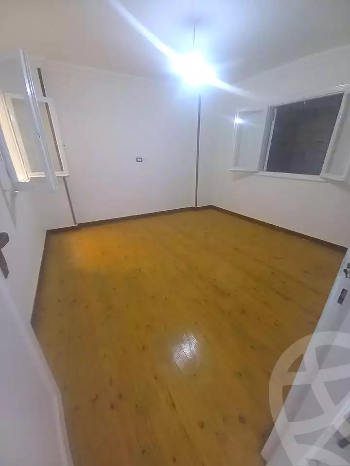 https://aqarmap.com.eg/ar/listing/6927391-for-sale-alexandria-el-mandara-shr-jml-bd-lnsr