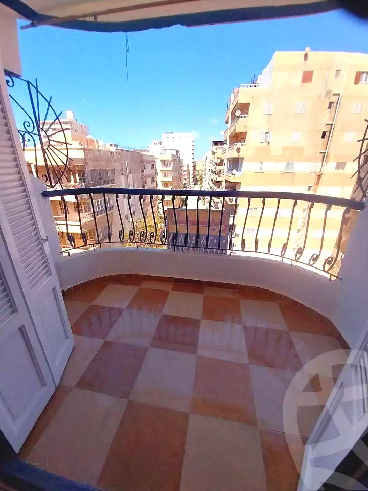 https://aqarmap.com.eg/ar/listing/6927474-for-sale-alexandria-al-agamy-shataa-el-nakheel
