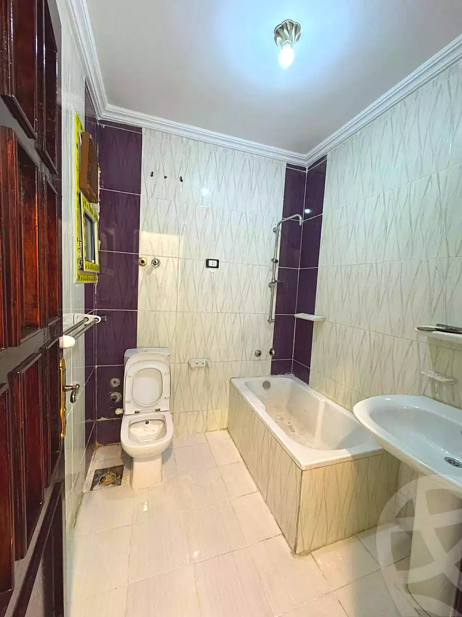 https://aqarmap.com.eg/en/listing/6927719-for-sale-alexandria-al-agamy-shataa-el-nakheel