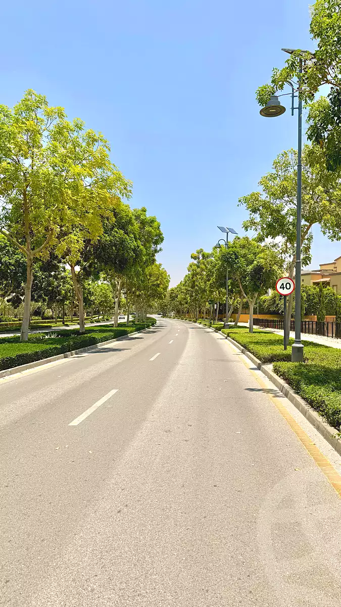 https://aqarmap.com.eg/ar/listing/6927745-for-rent-cairo-new-cairo-compounds-mivida-mivida-parcel