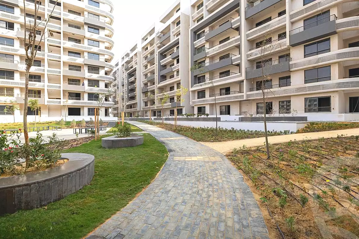 https://aqarmap.com.eg/ar/listing/6928043-for-sale-cairo-new-administrative-capital-r7-bwrdwwk