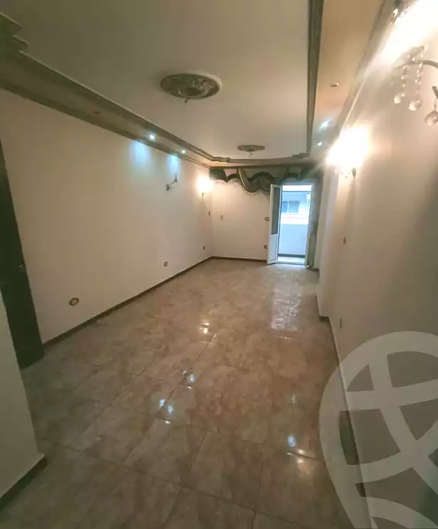 https://aqarmap.com.eg/en/listing/6928060-for-sale-alexandria-lsywf-el-falki