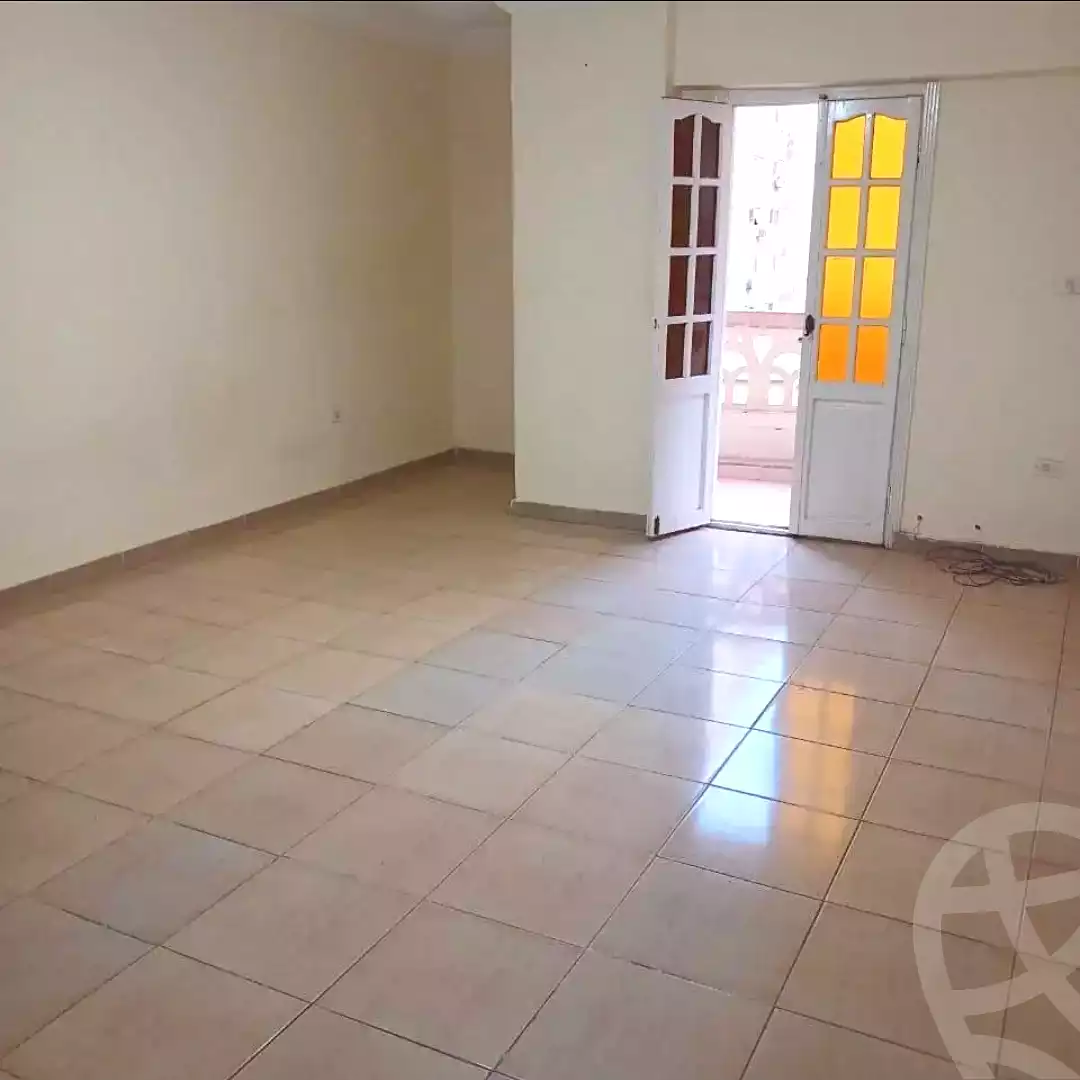 https://aqarmap.com.eg/en/listing/6928072-for-sale-alexandria-el-asafra-shr-jml-bd-lnsr