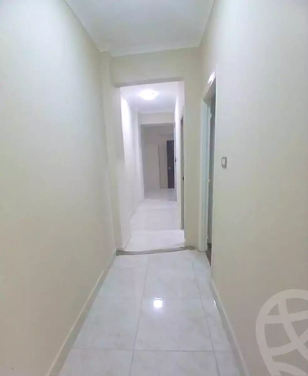 https://aqarmap.com.eg/en/listing/6928651-for-sale-alexandria-el-asafra-ahmed-tiesser-st
