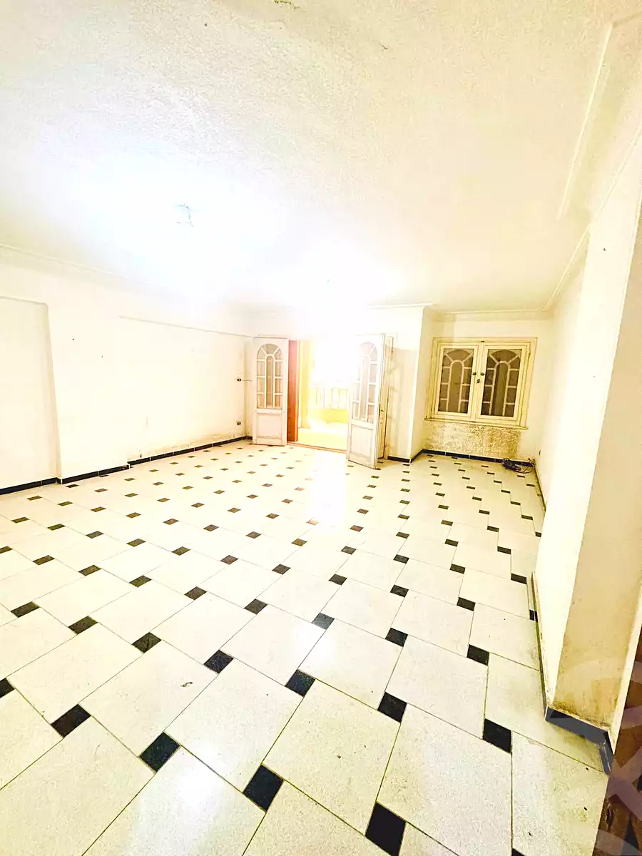 https://aqarmap.com.eg/ar/listing/6929003-for-sale-alexandria-al-agamy-lbytsh-bianchiii-el-bashwat-st