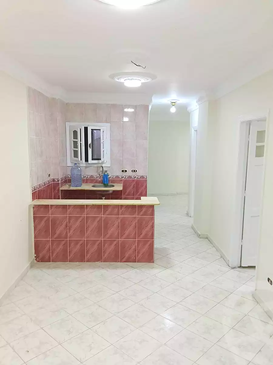 https://aqarmap.com.eg/ar/listing/6929410-for-sale-alexandria-al-agamy-el-hanouvel