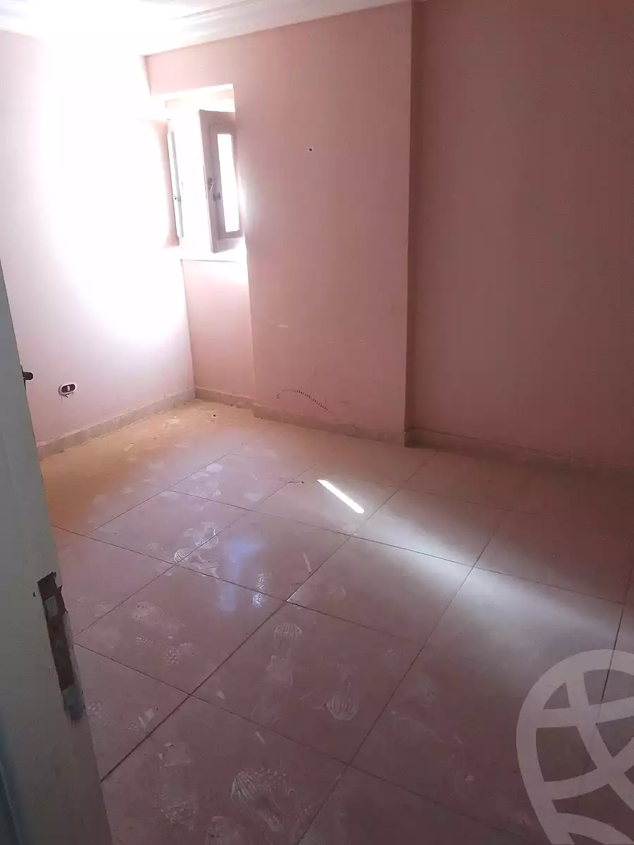 https://aqarmap.com.eg/ar/listing/6929984-for-sale-alexandria-al-agamy-lbytsh-qased-kareem-st