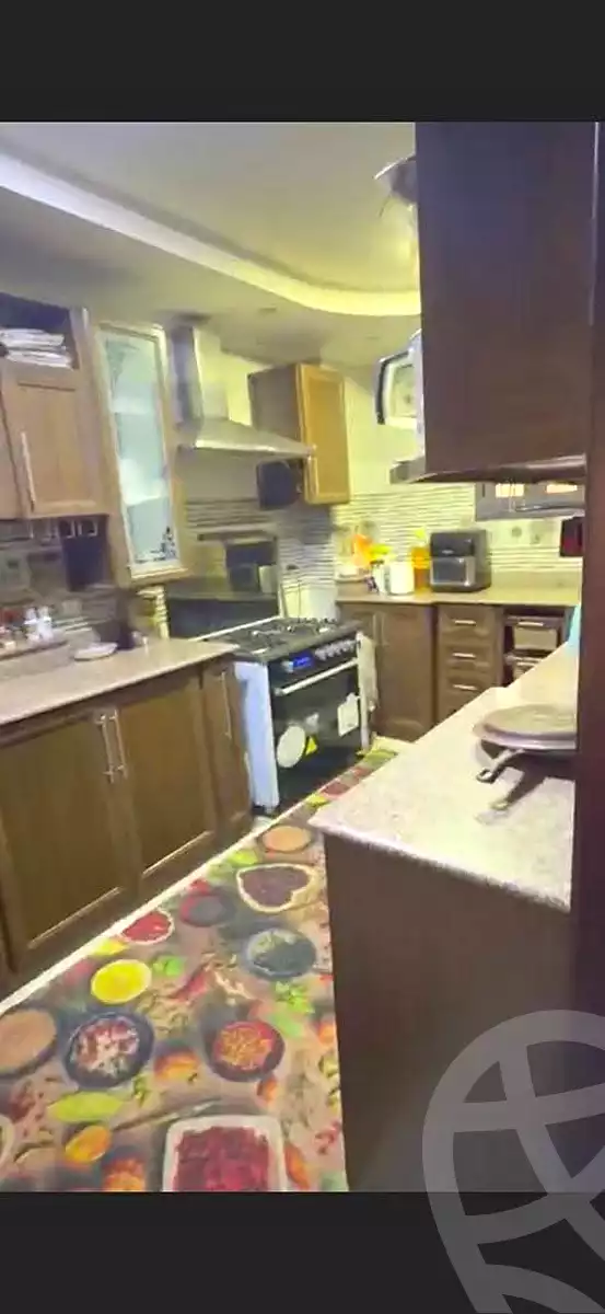 https://aqarmap.com.eg/en/listing/6930033-for-sale-cairo-helwan-helwan-el-sharkeya-heidar-st