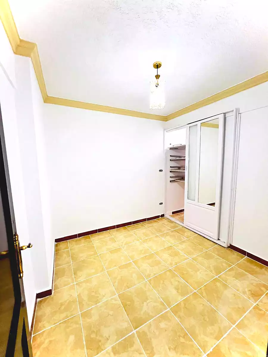 https://aqarmap.com.eg/ar/listing/6930981-for-sale-alexandria-al-agamy-shataa-el-nakheel