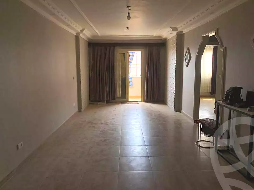 https://aqarmap.com.eg/ar/listing/6931097-for-sale-alexandria-moharram-bey-kanal-al-mahmoudeya-al-bahri-st