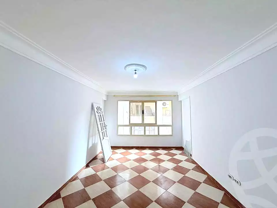 https://aqarmap.com.eg/en/listing/6931338-for-sale-alexandria-el-mandara-alex-el-mandara-bahri