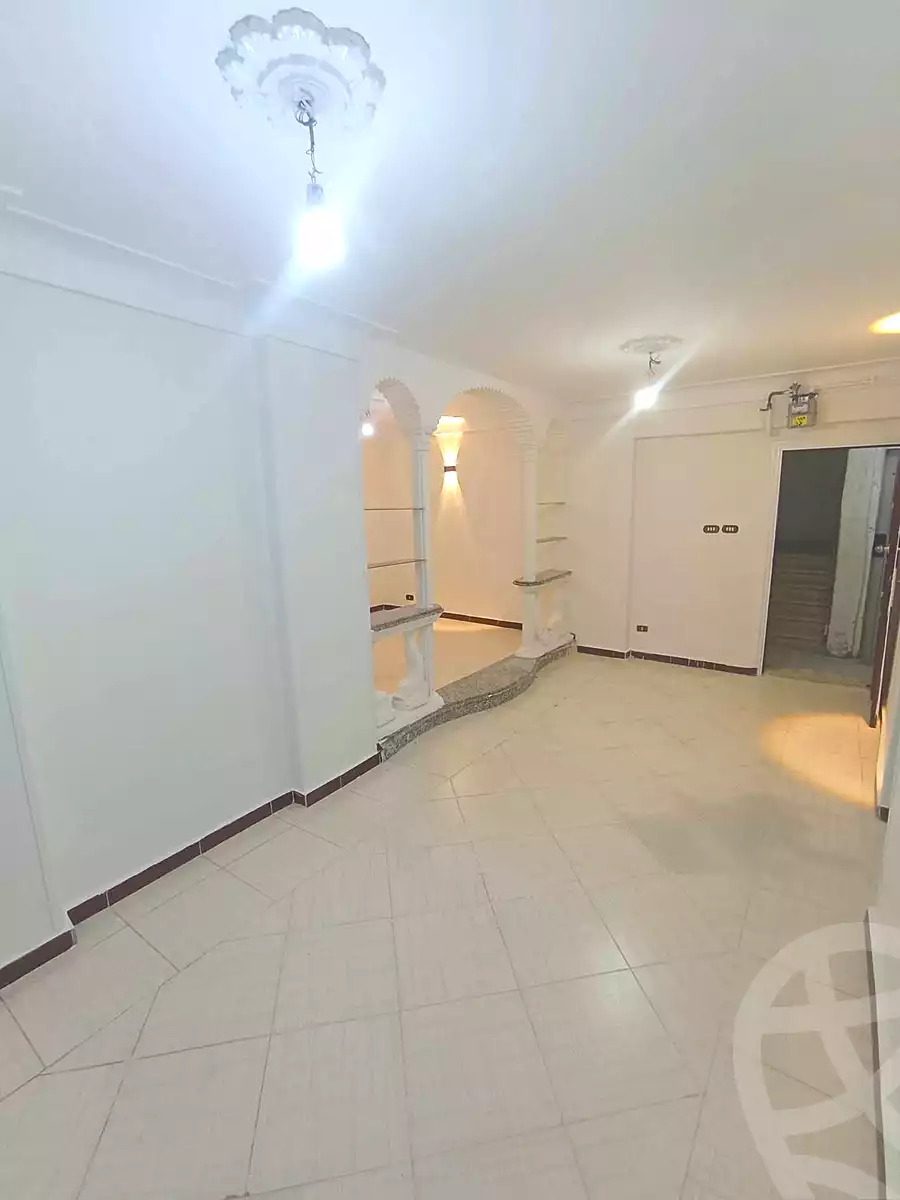 https://aqarmap.com.eg/en/listing/6931396-for-sale-alexandria-lsywf-el-falki