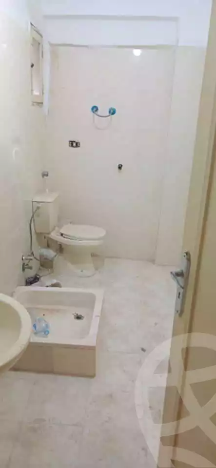 https://aqarmap.com.eg/en/listing/6931430-for-rent-alexandria-al-agamy-lbytsh-el-hanafeya-st