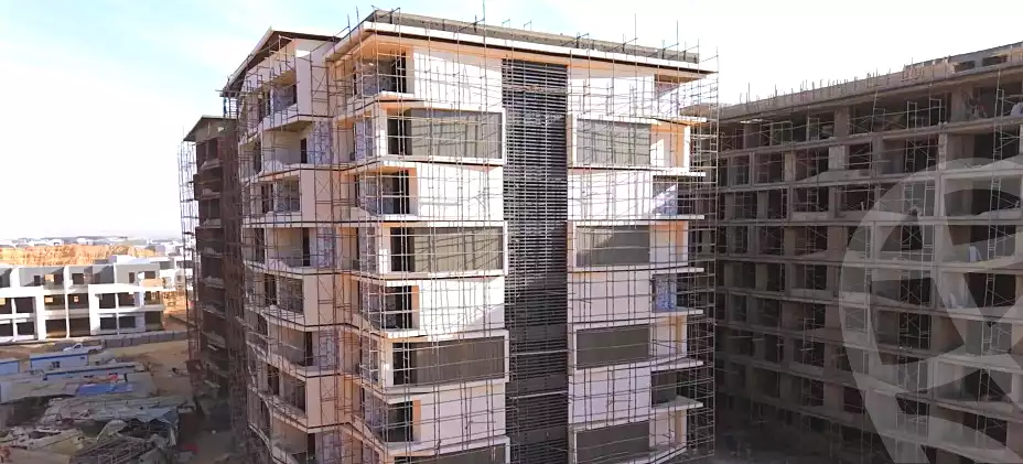 https://aqarmap.com.eg/ar/listing/6931730-for-sale-cairo-new-administrative-capital-r7-midtown-sky