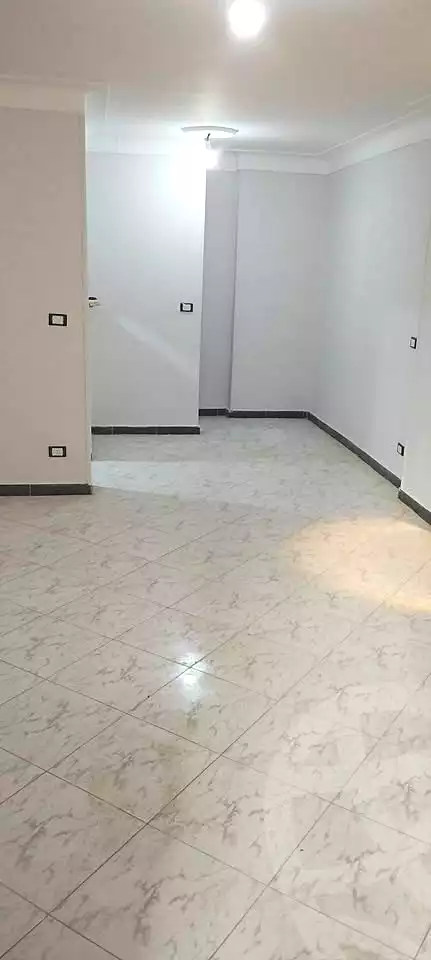 https://aqarmap.com.eg/en/listing/6930134-for-sale-alexandria-sydy-bshr-sydy-bshr-bhry-el-fakharany-st