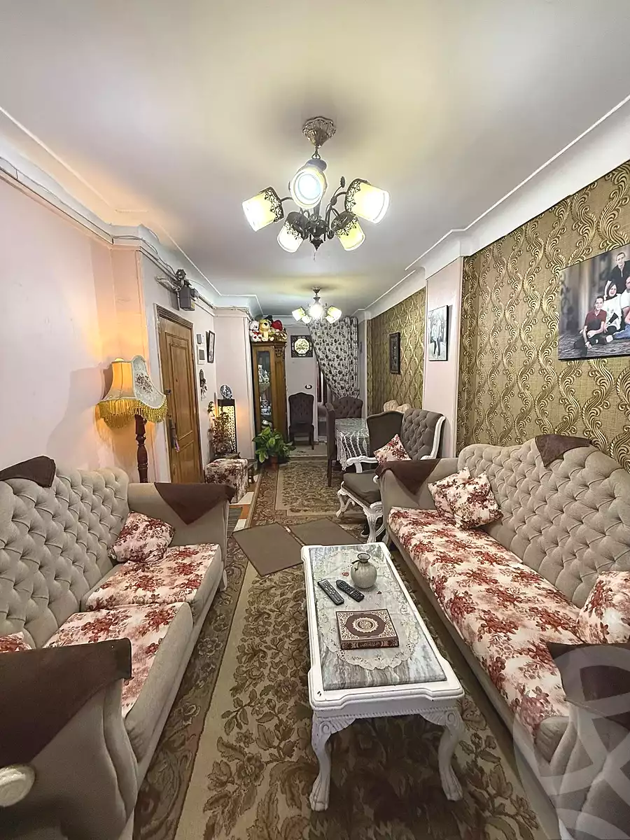 https://aqarmap.com.eg/ar/listing/6932284-for-sale-alexandria-sydy-bshr-dr-saleh-hamdy-st