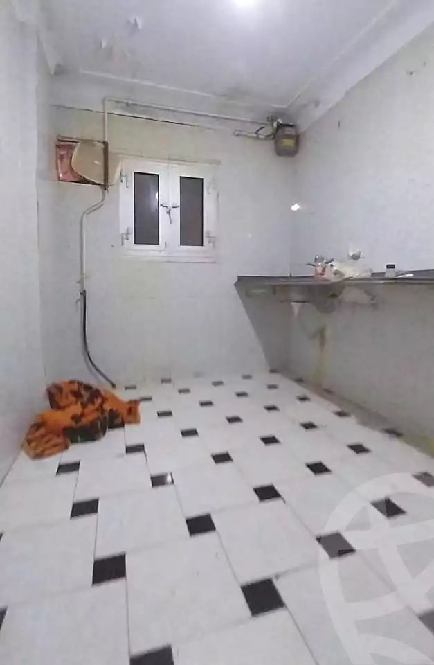 https://aqarmap.com.eg/ar/listing/6929860-for-rent-alexandria-al-agamy-el-hanouvel