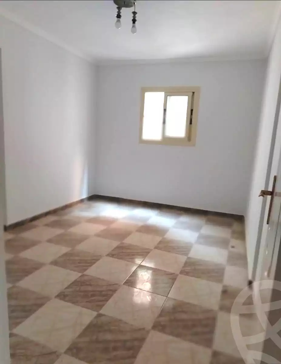 https://aqarmap.com.eg/en/listing/6933294-for-sale-alexandria-new-miami-el-quds-school-st