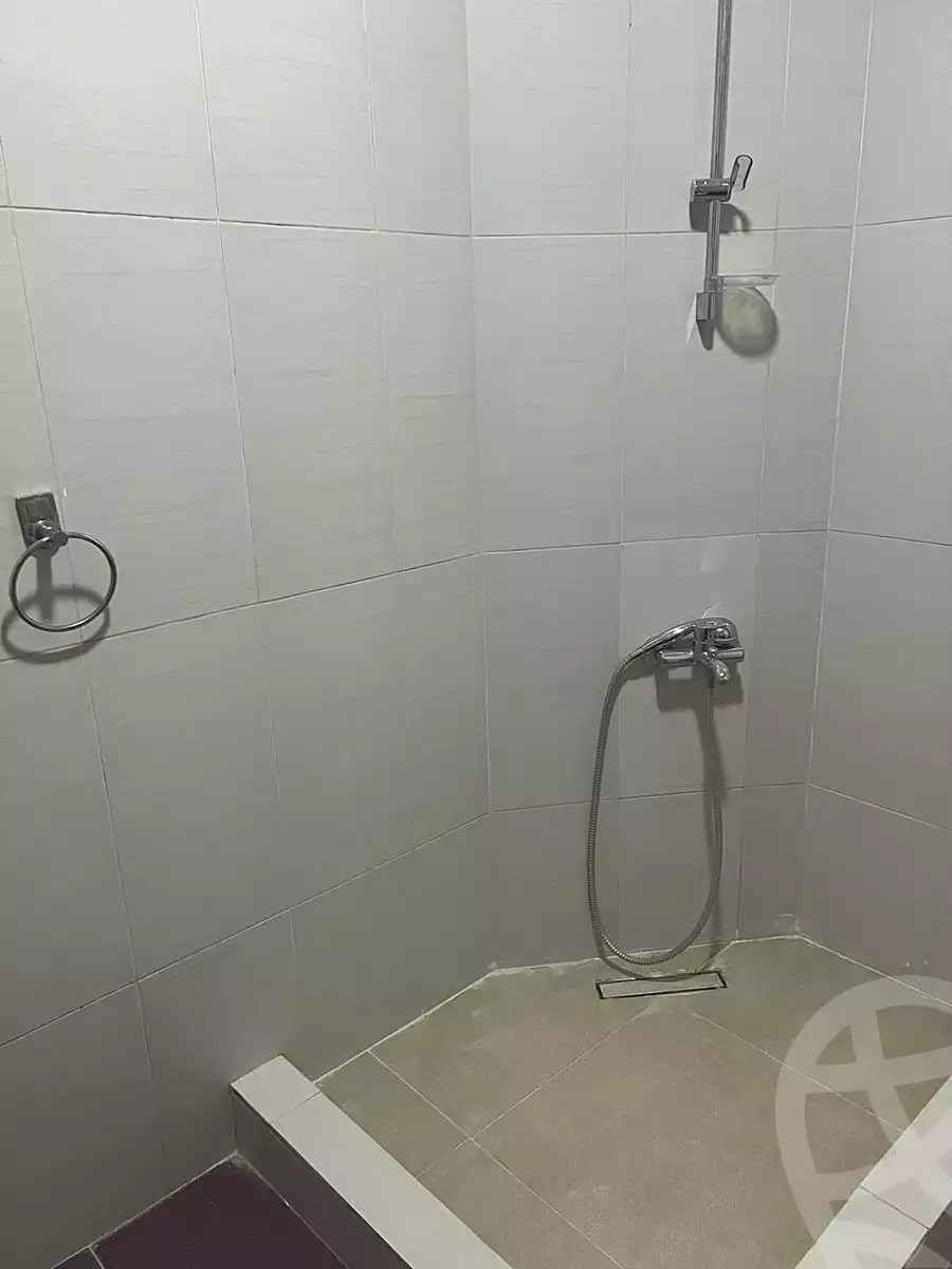 https://aqarmap.com.eg/ar/listing/6933362-for-sale-cairo-6th-of-october-el-hay-el-motamyz-fourth-touristic-village-dr-ezz-el-din-eissa-st