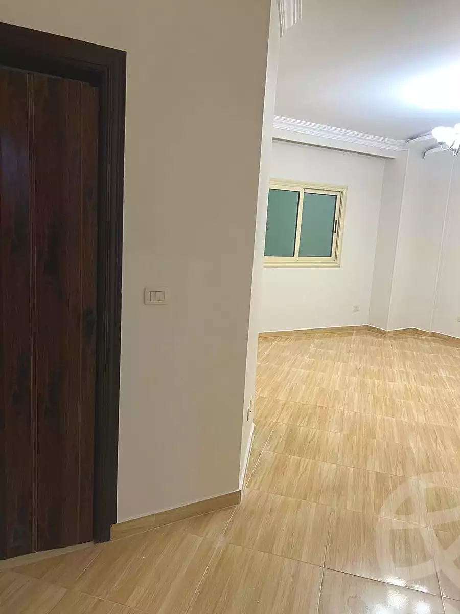 https://aqarmap.com.eg/ar/listing/6933362-for-sale-cairo-6th-of-october-el-hay-el-motamyz-fourth-touristic-village-dr-ezz-el-din-eissa-st