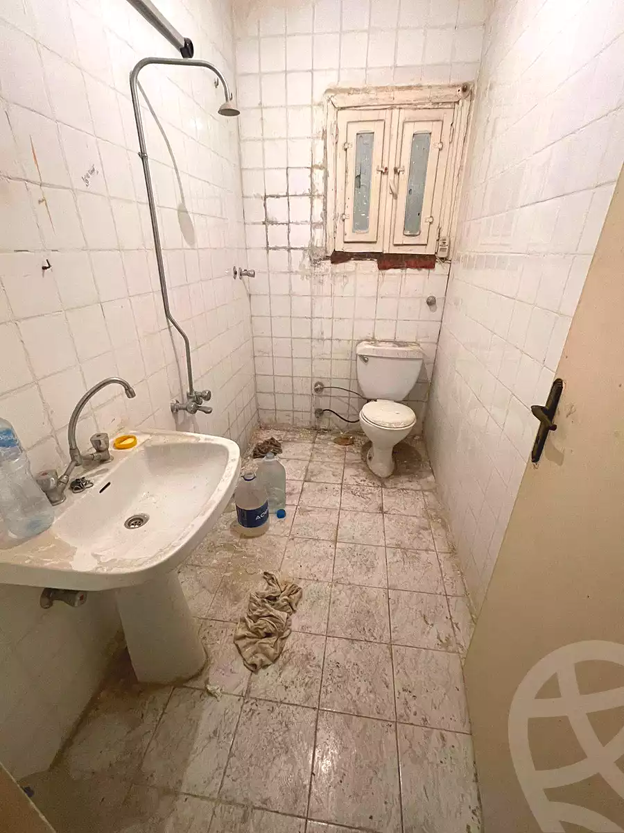 https://aqarmap.com.eg/ar/listing/6930347-for-sale-alexandria-al-agamy-lbytsh-al-andalous-wa-al-hgaz-st