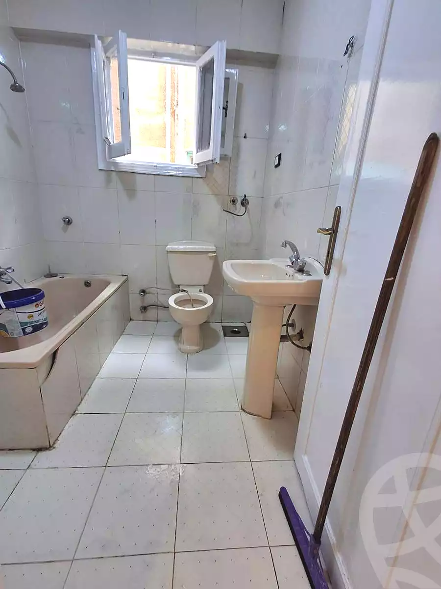 https://aqarmap.com.eg/ar/listing/6930417-for-sale-alexandria-al-agamy-shataa-el-nakheel
