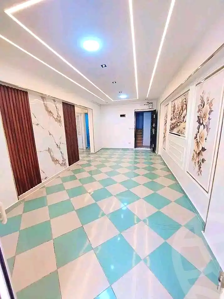 https://aqarmap.com.eg/ar/listing/6933529-for-sale-alexandria-sydy-bshr-sydy-bshr-bhry-shr-khld-bn-lwlyd