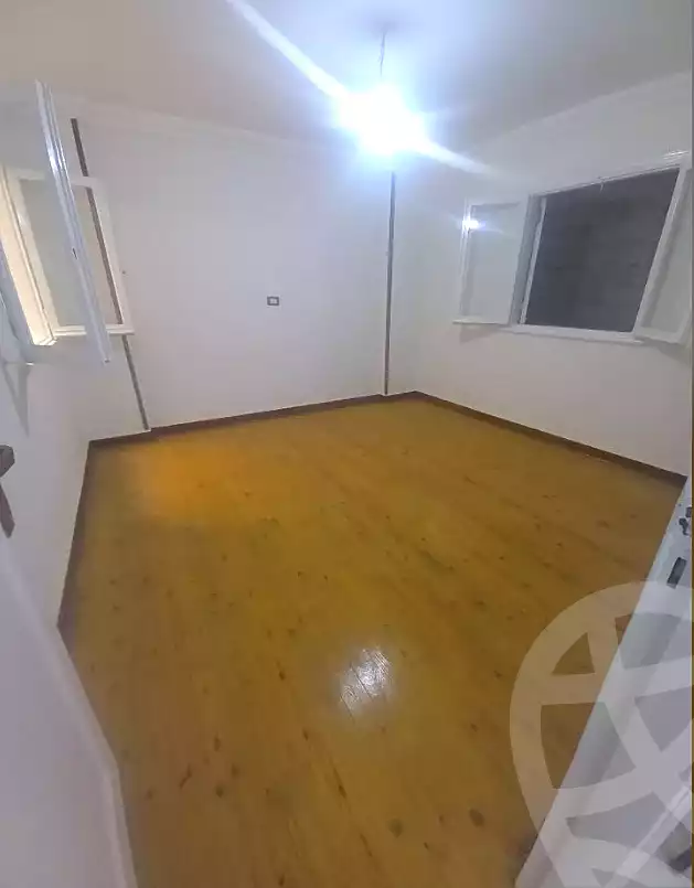 https://aqarmap.com.eg/en/listing/6933557-for-sale-alexandria-el-mandara-alex-el-mandara-bahri