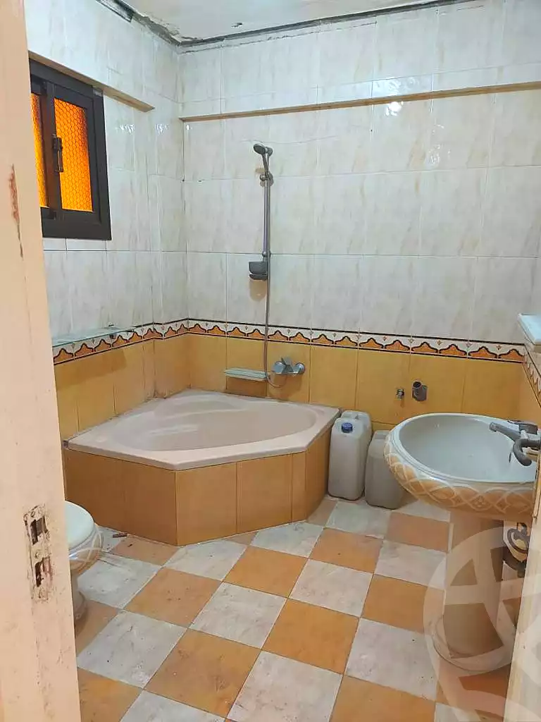 https://aqarmap.com.eg/ar/listing/6935276-for-sale-alexandria-al-agamy-el-hanouvel-al-haded-we-al-soulb-st