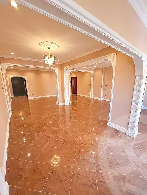 https://aqarmap.com.eg/ar/listing/6901393-for-rent-alexandria-tharwat
