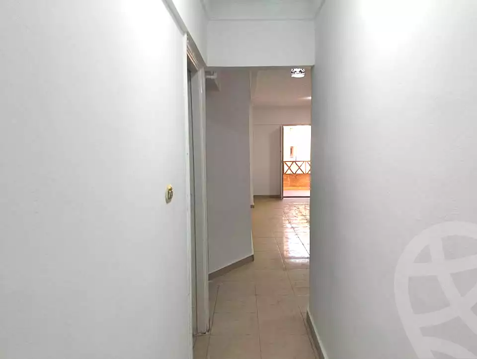 https://aqarmap.com.eg/ar/listing/6937680-for-rent-alexandria-al-agamy-shataa-el-nakheel