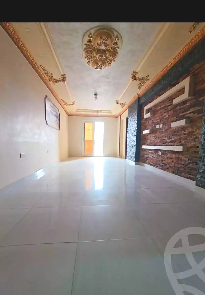 https://aqarmap.com.eg/ar/listing/6938501-for-rent-alexandria-al-agamy-bw-ywsf