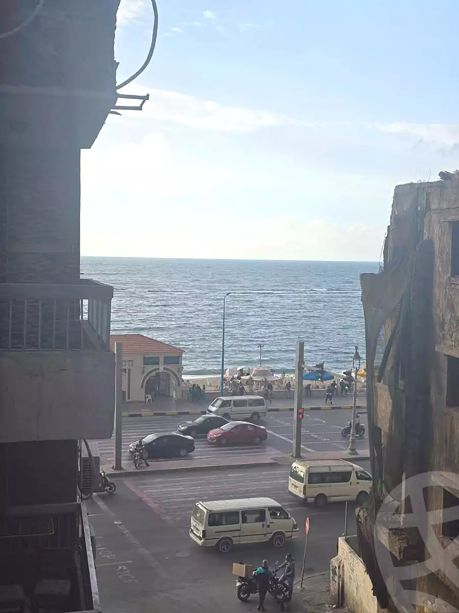 https://aqarmap.com.eg/ar/listing/6939082-for-sale-alexandria-el-asafra-shr-ljysh