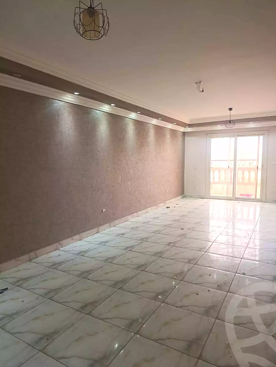 https://aqarmap.com.eg/en/listing/6939086-for-rent-cairo-ain-shams-jsr-lswys