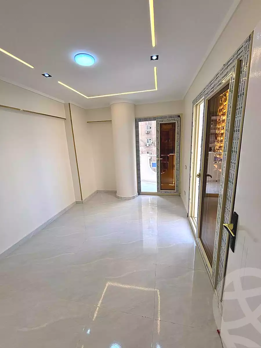 https://aqarmap.com.eg/en/listing/6939089-for-sale-alexandria-sydy-bshr-sydy-bshr-bhry-shr-mhmwd-l-yswy