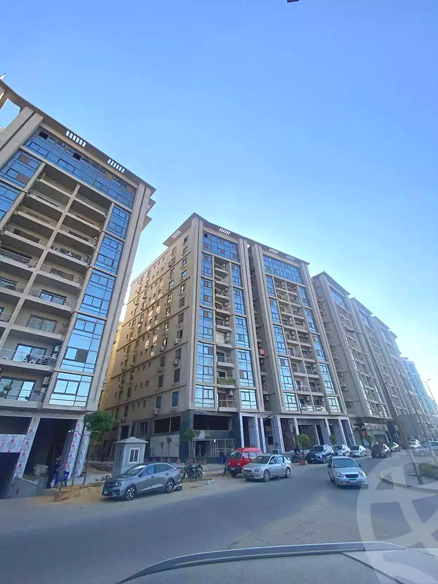 https://aqarmap.com.eg/ar/listing/6939393-for-sale-cairo-el-maadi-compounds-grand-gate