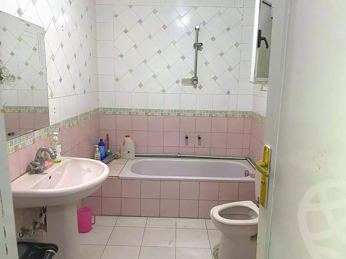 https://aqarmap.com.eg/en/listing/6939497-for-rent-cairo-helwan-mohamed-sayed-ahmed-st