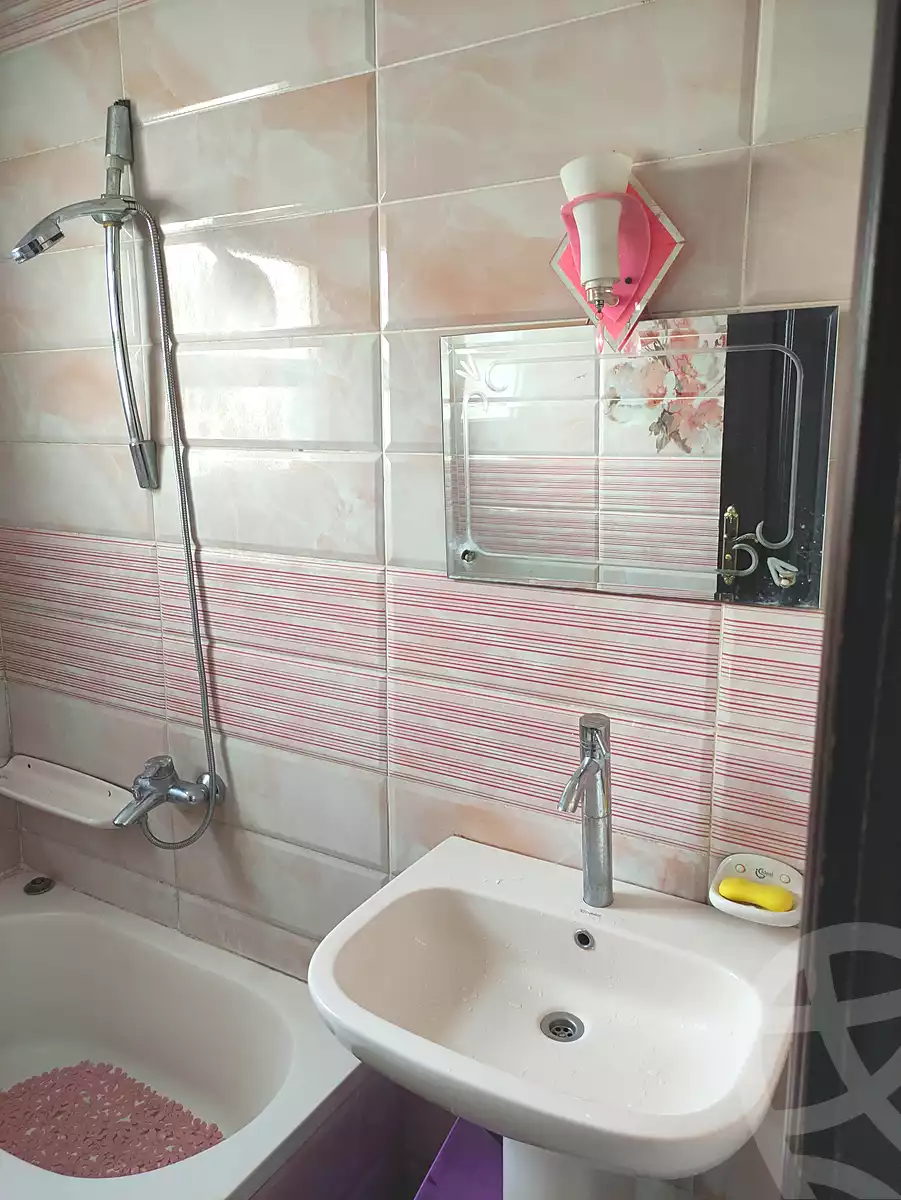 https://aqarmap.com.eg/ar/listing/6939558-for-rent-cairo-el-maadi-zahraa-el-maadi-al-khamseen-st
